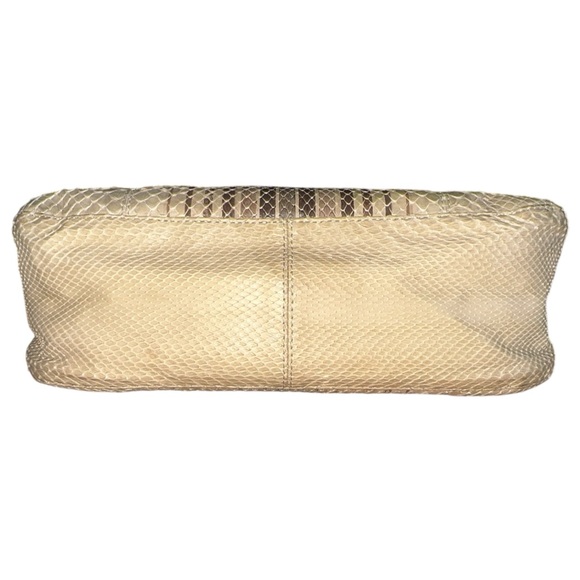 SOLD Fendi Snakeskin Vintage Baguette - Picture 5 of 12